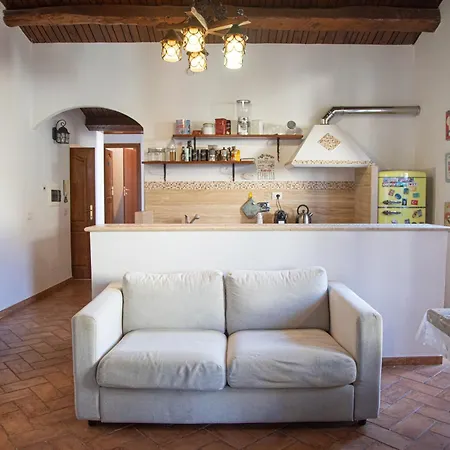 La Dimora Dichecchino Apartment *